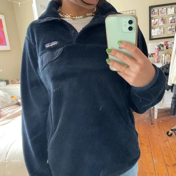 Patagonia navy blue fleece. Women’s size medium. - Picture 2 of 2